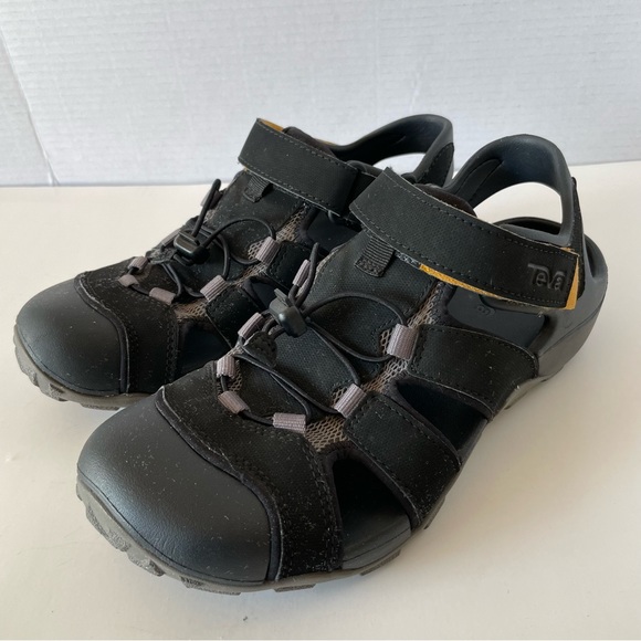 Teva Shoes - Teva Black Flintwood Fisherman Sandals Size 8